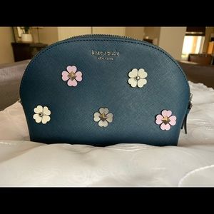 Kate Spade wristlet NWOT
